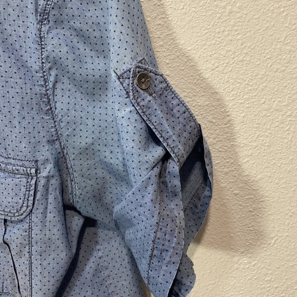 Madewell Blue Casual Button Down Shirt with Roll-Up Sleeves - Picture 5 of 7